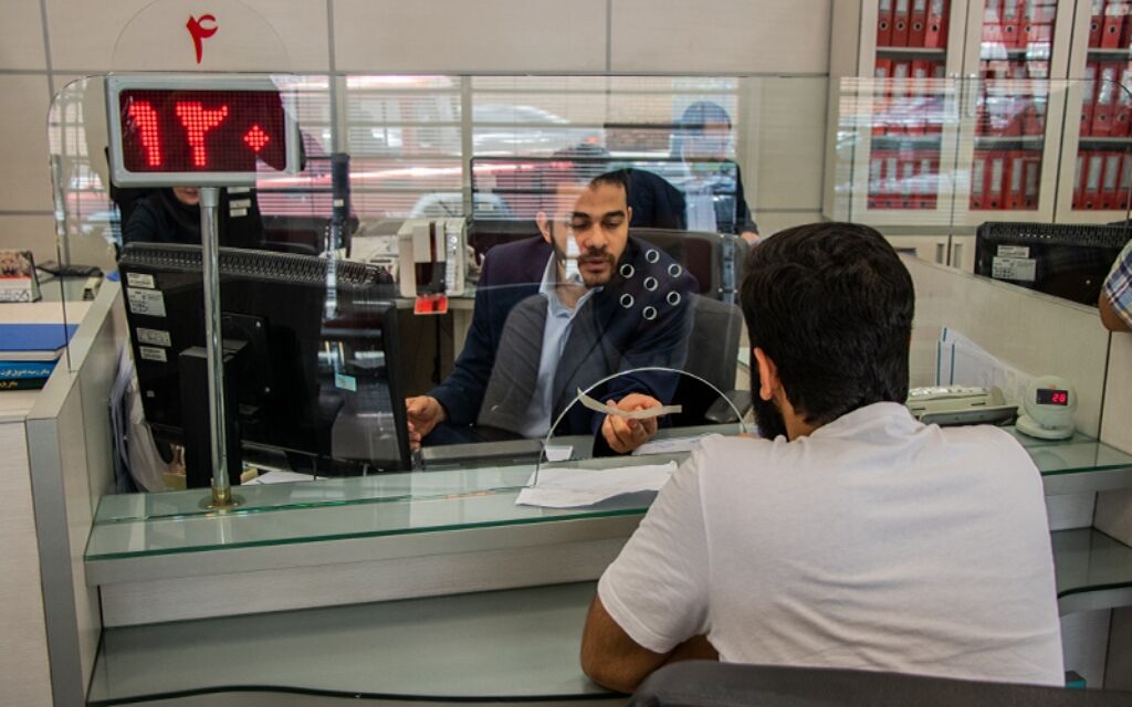 وزیر ارتباطات: اقساط کسر شده، به حساب مشتریان برمی‌گردد