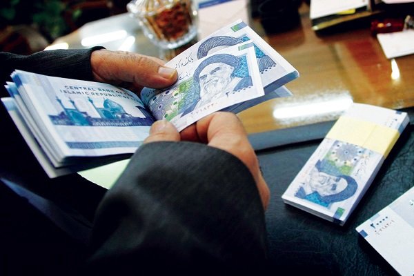 حداقل دستمزد کارگران ۲۱ درصد افزایش یافت/ +جزئیات دستمزد