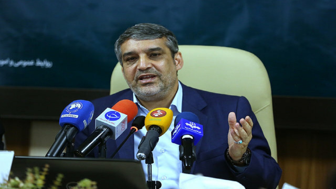 رئیس سازمان مدارس و مراکز غیردولتی: جزئیات تعیین شهریه سال تحصیلی آینده/ معلمان مدارس غیردولتی کارت شناسایی دریافت می‌کنند