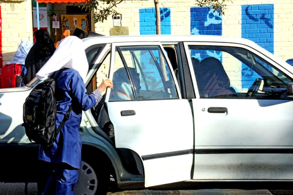 مدیر کل آموزش و پرورش خوزستان:  مازاد دریافتی شهریه سرویس مدارس به خانواده‌ها پرداخت شود