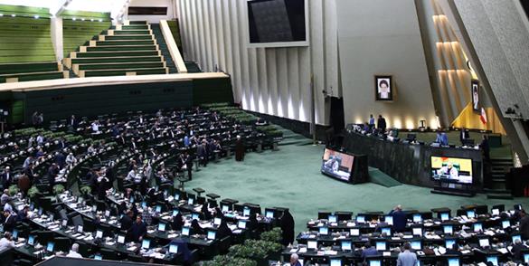 جلسه علنی مجلس دقایقی پیش به ریاست محمدباقر قالیباف آغاز شد