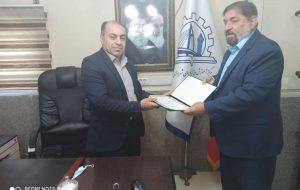 طَی مراسمی در دانشگاه علمی کاربردی شهرداری اهواز از زحمات استاد عبدالرحمن نیک سرشت در حوزه ی پژوهش های علمی و تحقیقاتی تقدیر و قدردانی شد