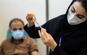 بررسی اولویت‌های تزریق دُز سوم واکسن کرونا / چگونگی دریافت کارت دیجیتال واکسن