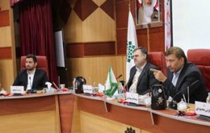 ساماندهی پل‌های عابر پیاده و ایستگاه‌های اتوبوس در دستور کار شورای شهر اهواز قرار گرفت