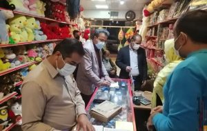 تاکید فرماندار اهواز بر افزایش بازرسی کرونایی در اماکن عمومی