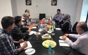 گزارش تصویری از نشست مدیران عامل و مدیران بازرگانی تولید کنندگان مفتول آلومینیوم کشور با دکتر بهاروند مدیرعامل شرکت آلومراد